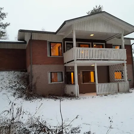 House Laehde アパート ロヴァニエミ