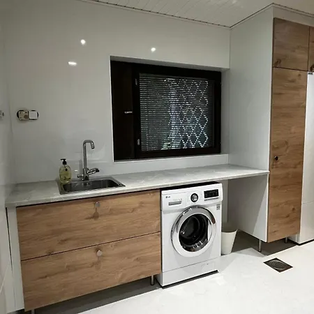 アパート House Laehde ロヴァニエミ